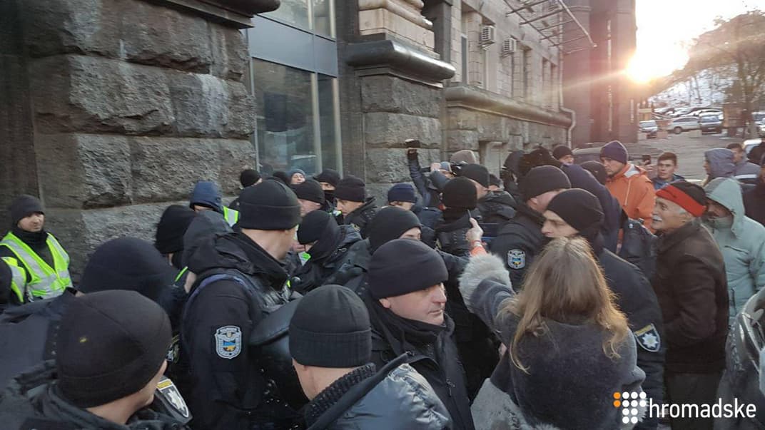 Сутички, під час яких затримали помічника Савченко Віталія Мосійка