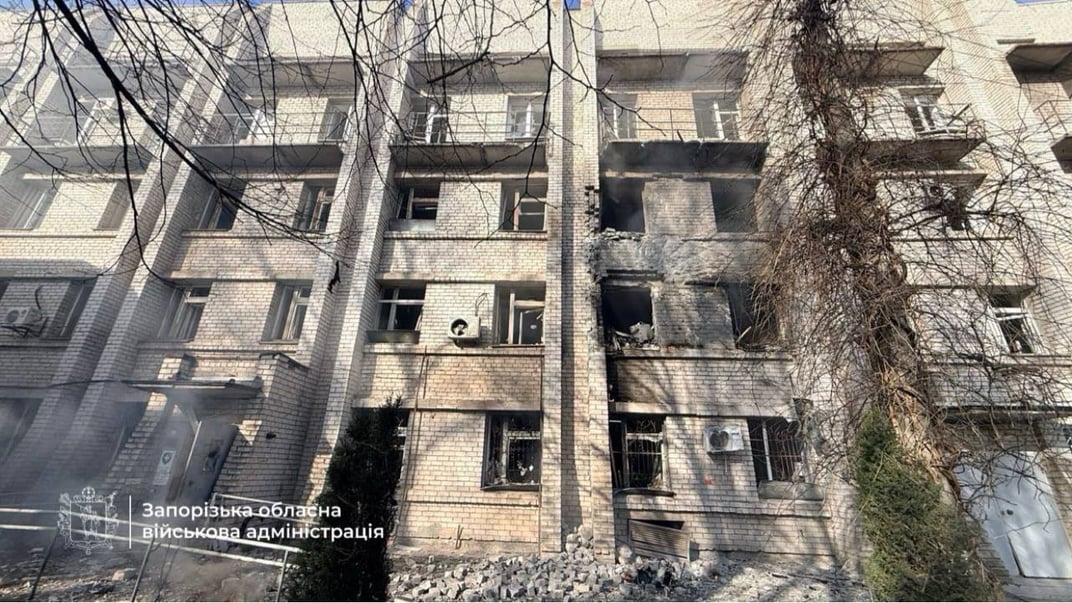 Войска рф ударили по роддому в Запорожье, 1 февраля 2026 года