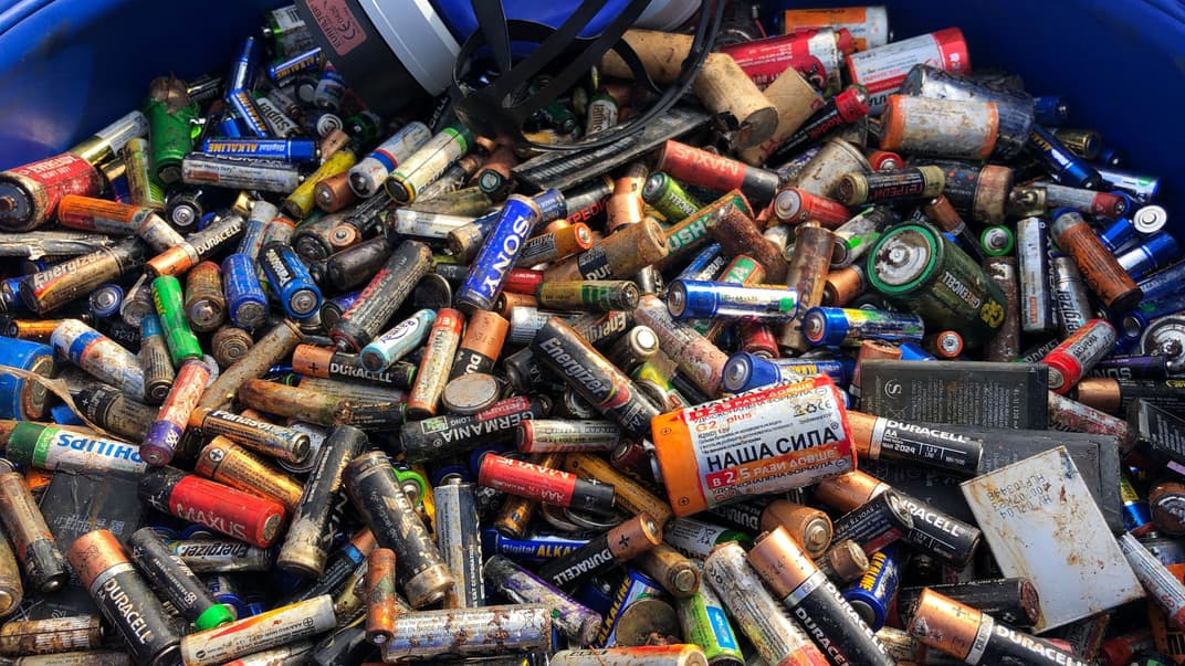 Украина впервые отправила батарейки на переработку