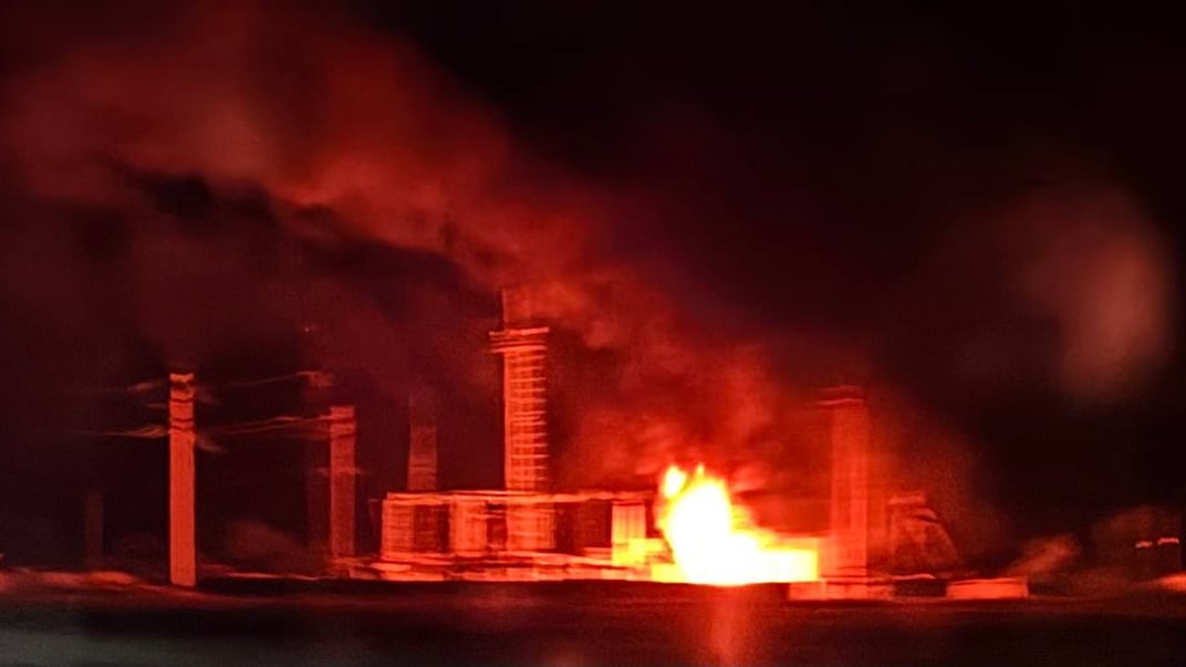 Пожар на подстанции на временно оккупированной территории Украины