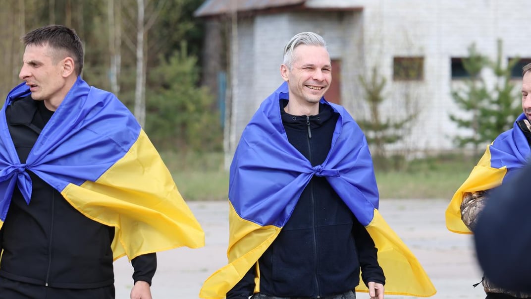 Український військовий, звільнений із російського полону