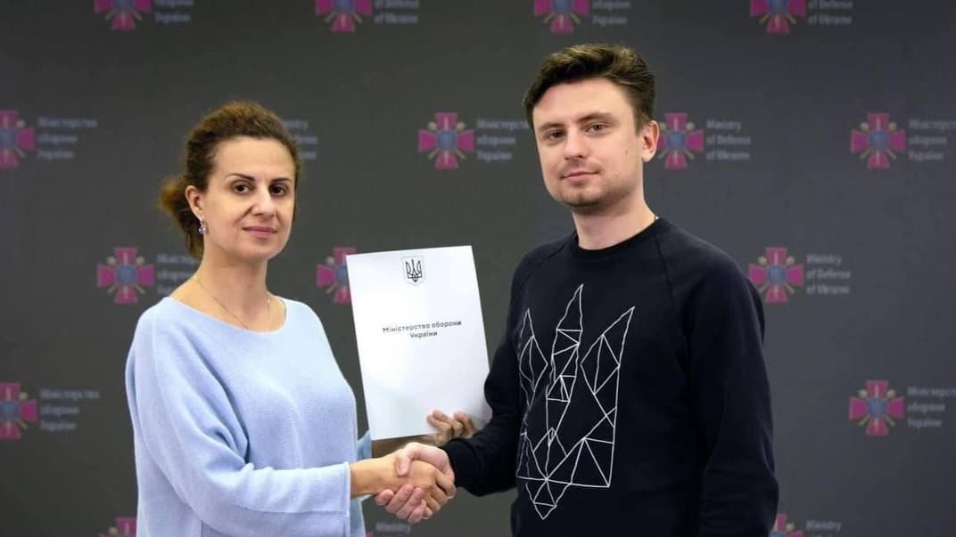 Заступниця міністра оборони України Наталія Калмикова та голова організації Lobby X Владислав Грезєв