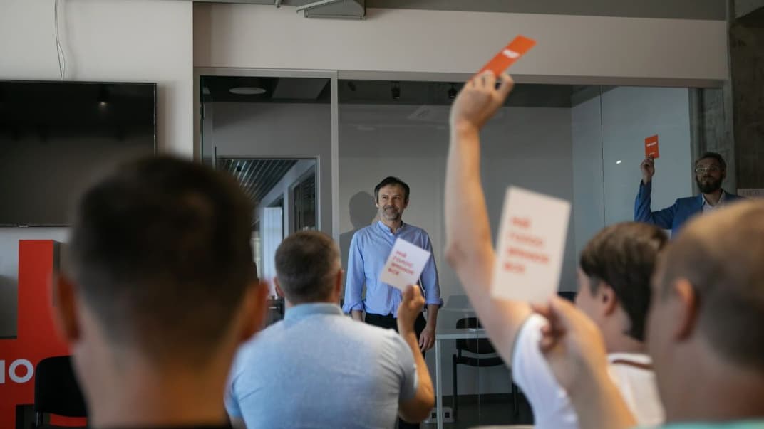 Святослава Вакарчука лишили депутатских полномочий на съезде партии «Голос»