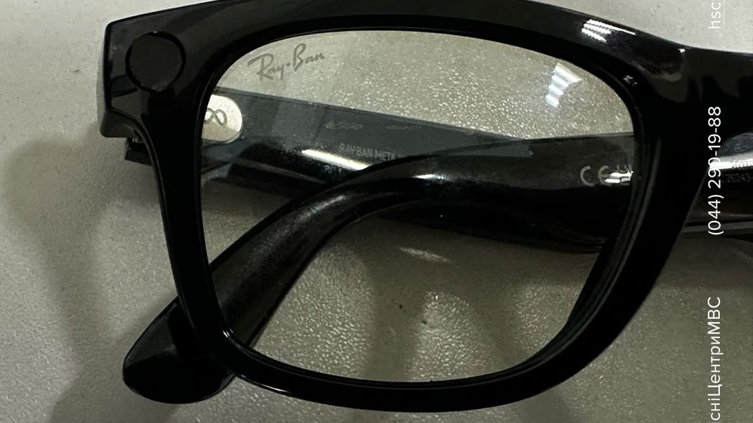 Львів’янин намагався скласти іспит на водійські права у «розумних» окулярах з камерою