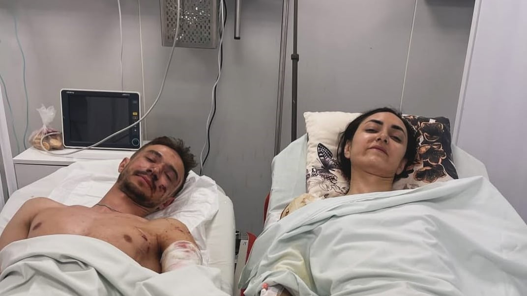 Раненые сотрудники ГСЧС Павел Петров и Инна Жельчик