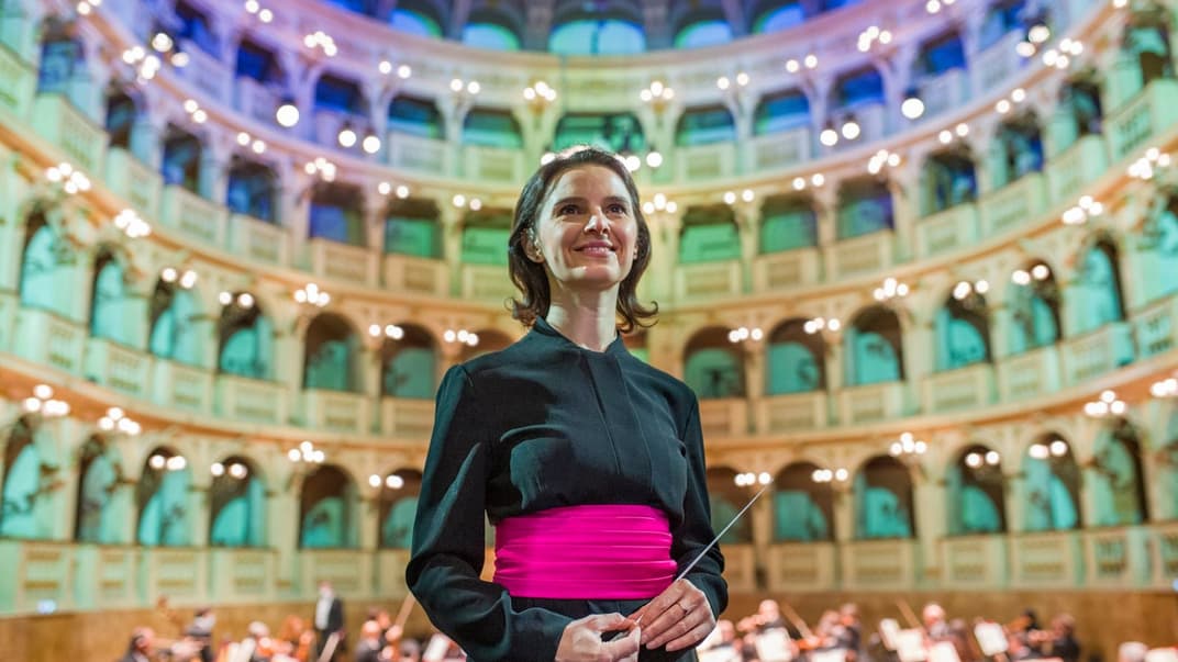 Оксана Лынив в Муниципальном театре Болоньи, фото марта 2021 года