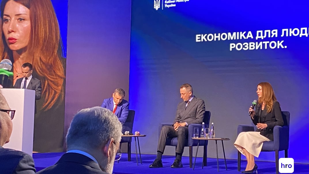 Міністр економіки, довкілля та сільського господарства Олексій Соболєв та міністерка енергетики Світлана Гринчук під час презентації програми дій нового уряду, 18 серпня 2025 року