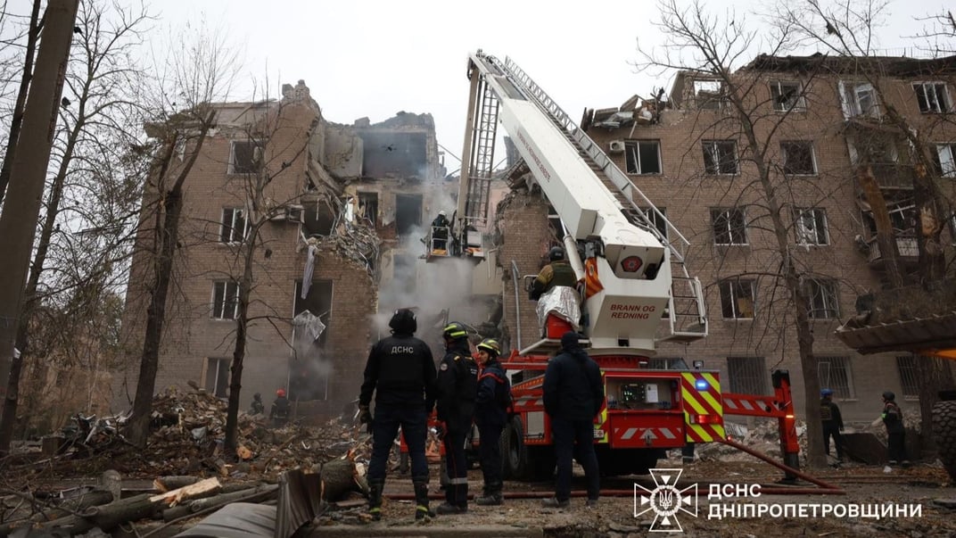 На месте российского удара по Кривому Рогу 11 ноября 2024 года