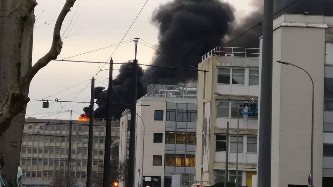 У Ліоні, на південному сході Франції, сталася серія вибухів у кампусі університету
