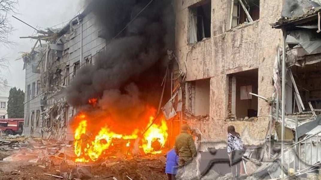 Последствия обстрела в городе Рыльск Курской области рф