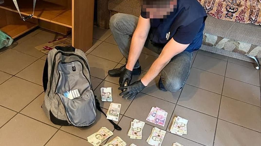 Правоохоронці затримали організатора та спільника на спробі продажу партії амфетаміну