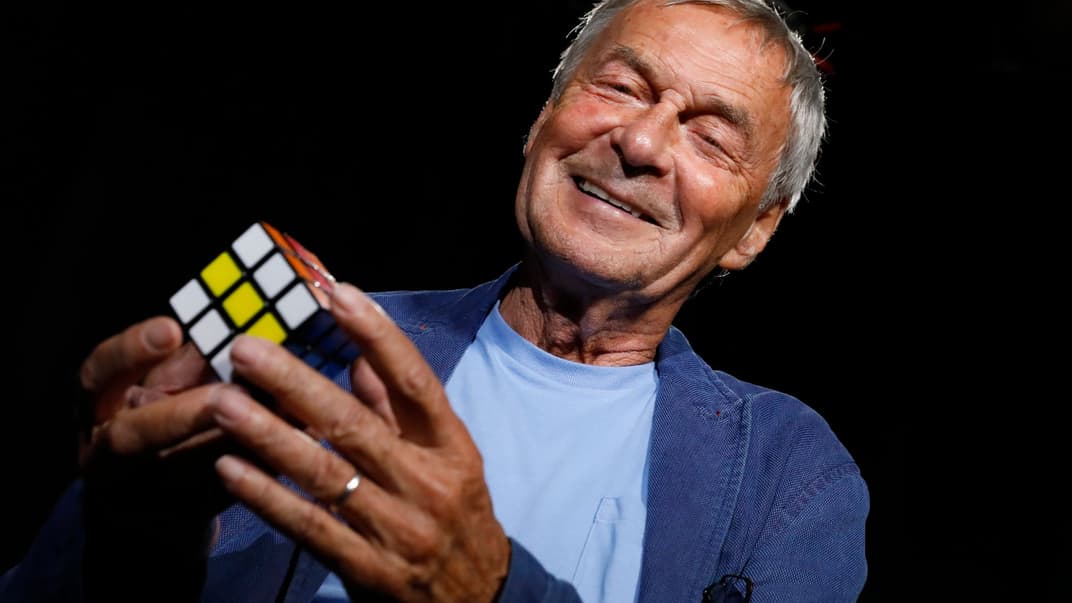 Творець кубика Рубика, угорський винахідник Ерне Рубик, у Нью-Йорку, 18 вересня 2018 року