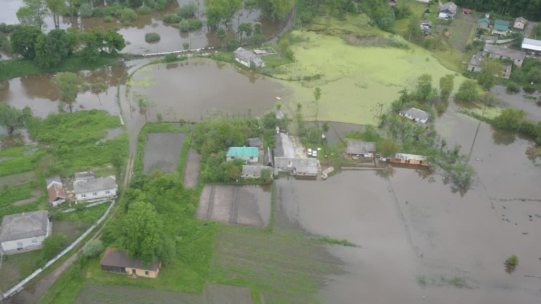 Западные области Украины пострадали от непогоды