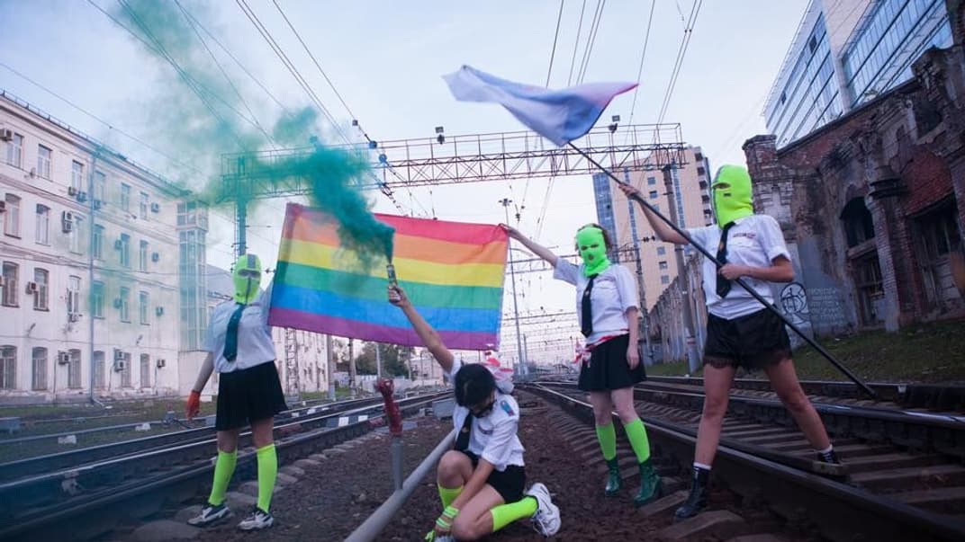 Группа Pussy Riot в Москве протестует за свободу, 24 декабря 2019