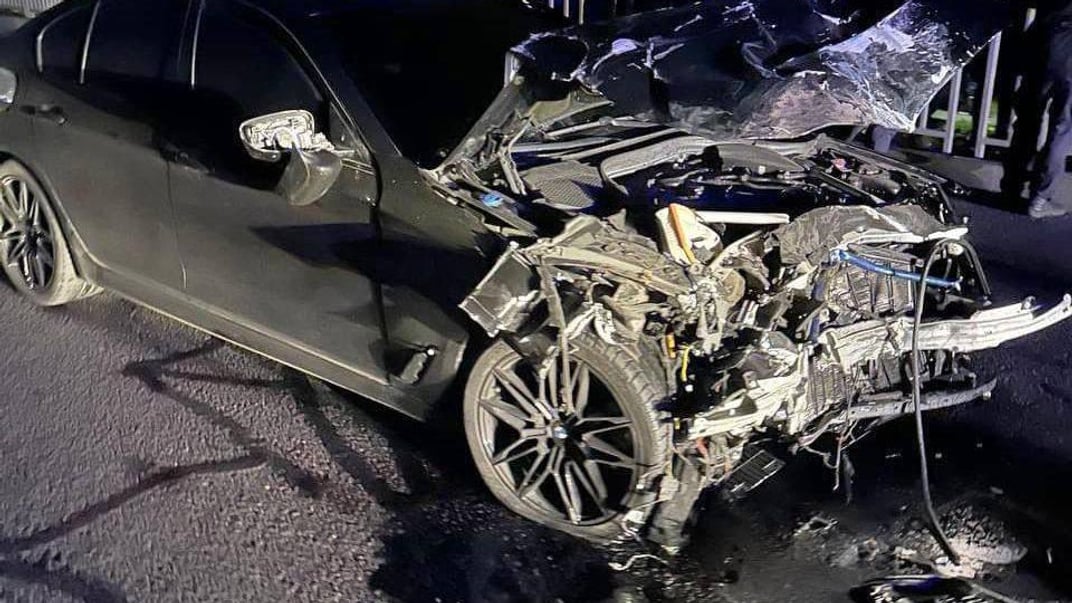Машина BMW, що потрапила в аварію