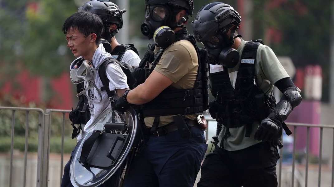 Протесты в Гонконге: правоохранители начали массовые задержания