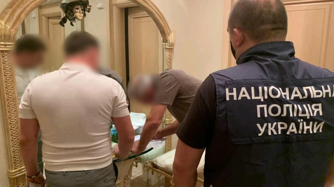 Обшуки за місцем проживання фігуранта справи