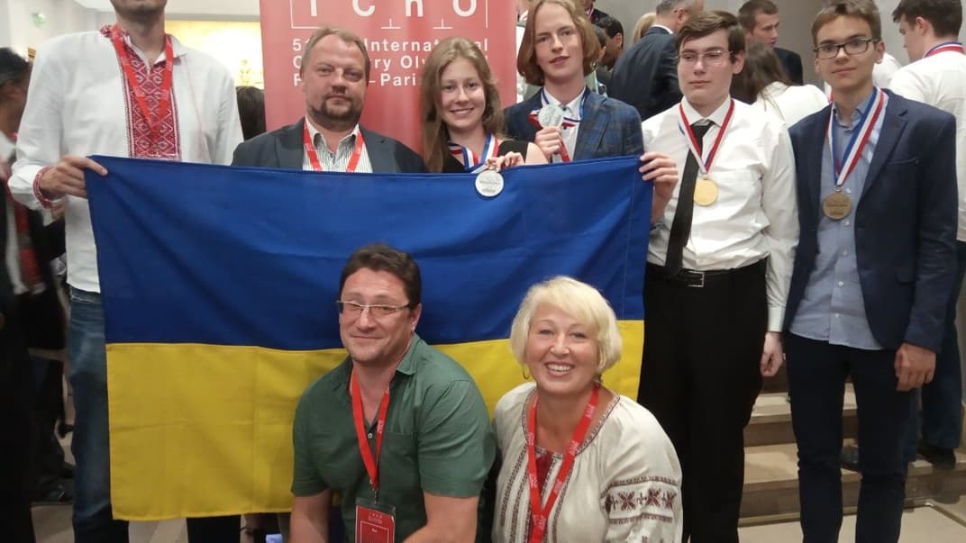 Школьники из Украины выиграли одну золотую, две серебряных и одну бронзовую медаль на международной ученической олимпиаде по химии