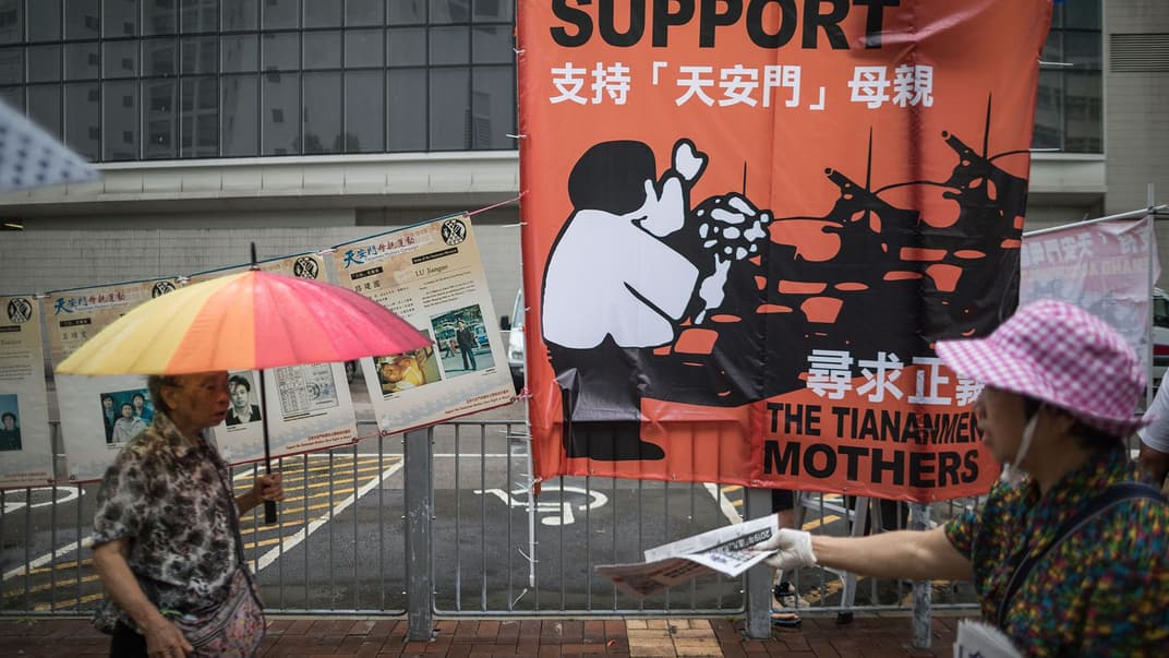 Акция к 30-й годовщине подавления протестов в 1989 году на площади Тяньаньмэнь в Пекине, Гонконг, 4 июня 2019 года