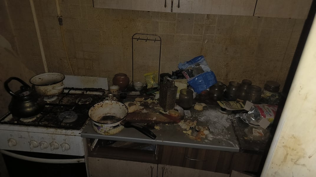 Кухня квартири, в якій жили діти