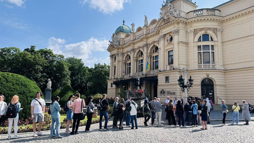 Будівля театру Юліуша Словацького у Кракові в червні 2025 року