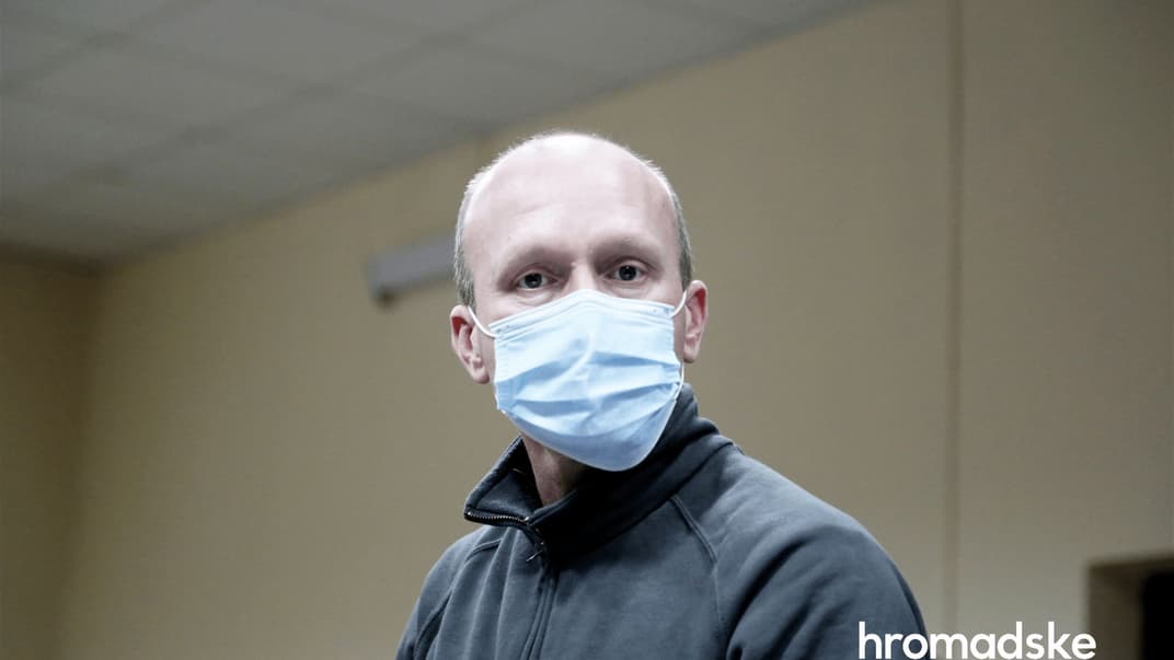 Подозреваемый руководитель полетов Александр Жук в Печерском суде Киева 22 декабря 2020 года