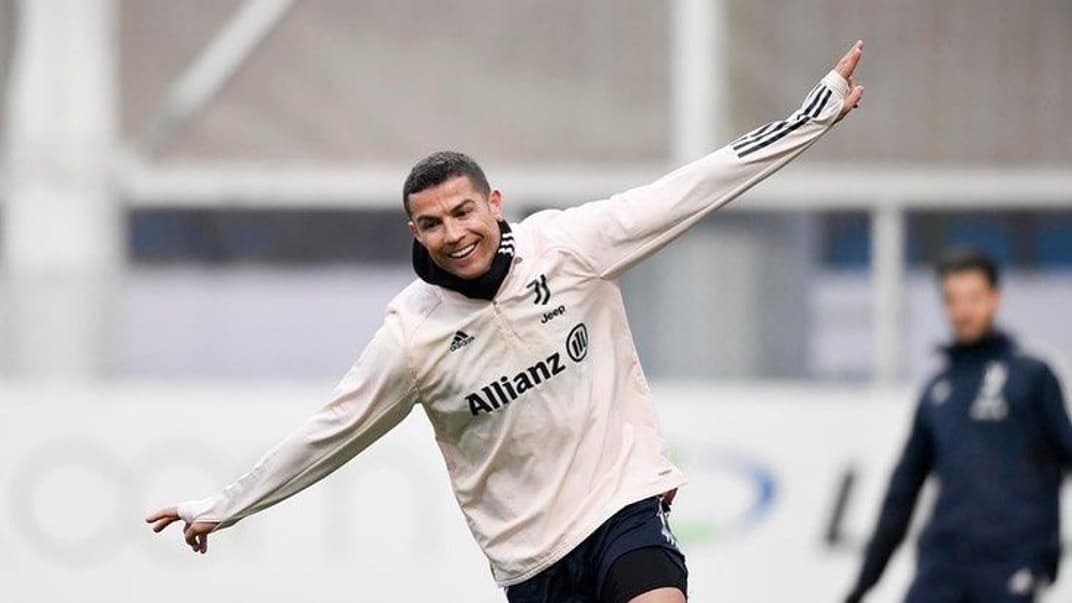 Нападающий туринского «Ювентуса» и сборной Португалии Криштиану Роналду