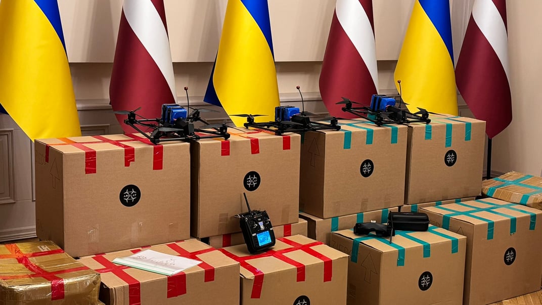 Латвия передала Украине 100 FPV-дронов