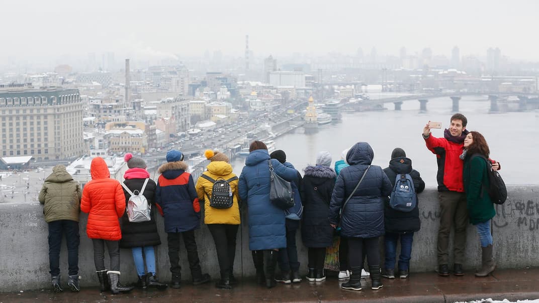 Продолжительность жизни в Украине увеличилась примерно на 2 года, в частности благодаря развитию медицины, а также лучшему доступу к ней