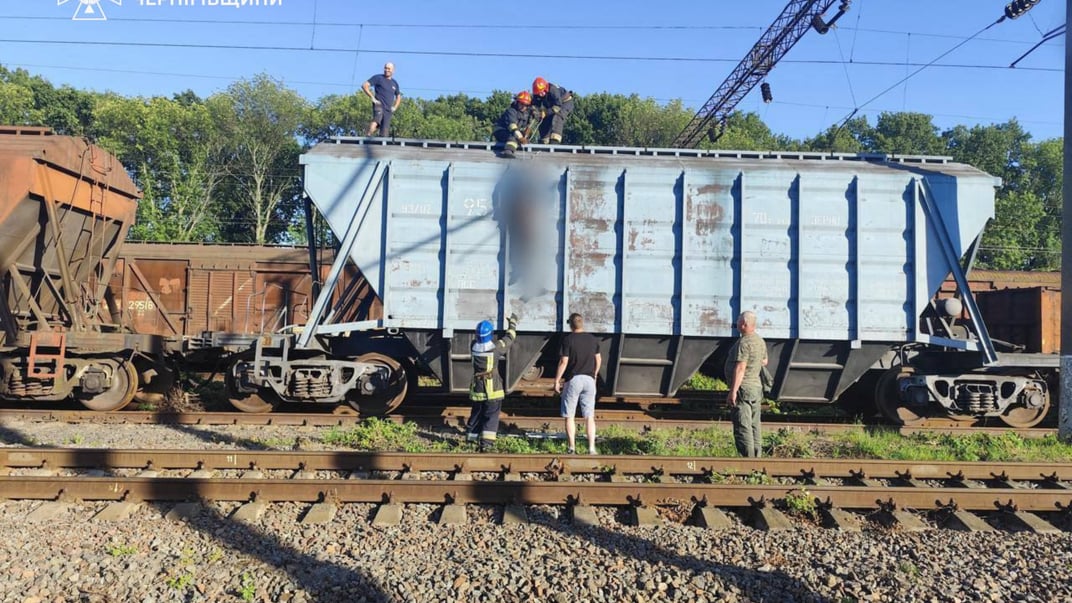 На Чернігівщині підліток загинув на даху вагона від ураження струмом