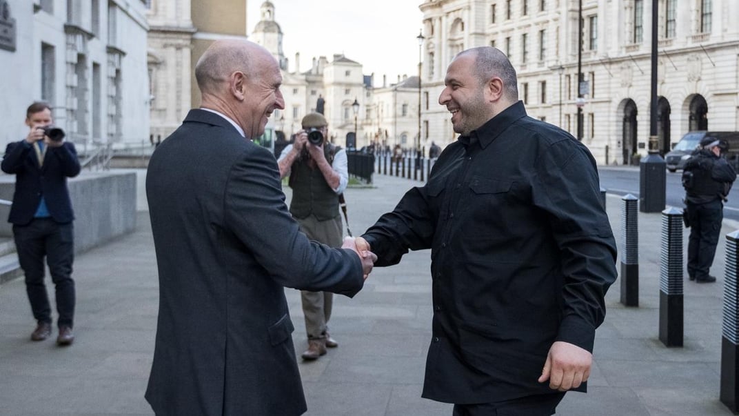 Міністр оборони України Рустем Умєров та Державний секретар з питань оборони Великої Бритарнії Джон Гілі, 13 січня 2025 року