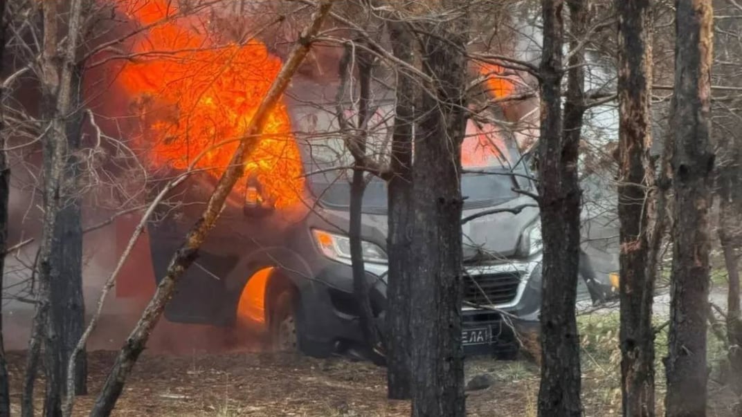російський дрон уразив евакуаційне авто під Лиманом Донецької області, 20 листопада 2025 року