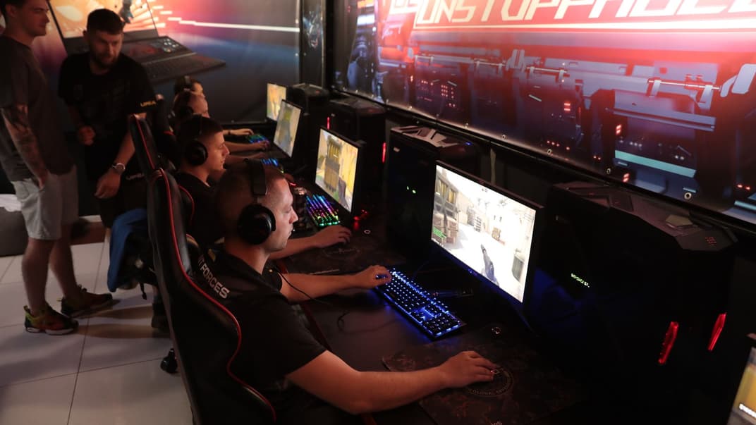 Команда украинских ветеранов войны впервые приняла участие в международном киберспортивном турнире