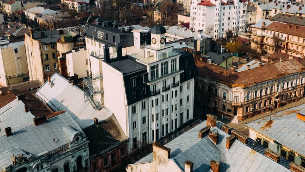 Сучасний вигляд на готель «Дністер»