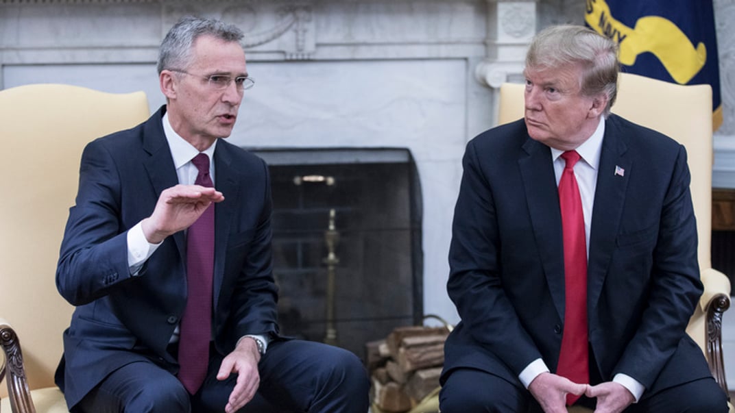 Ексгенсек НАТО Єнс Столтенберг та президент США Дональд Трамп у 2019 році