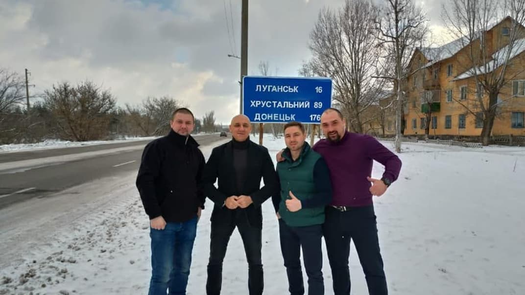 Ексберкутівець Олександр Маринченко, адвокат Ігор Варфоломеєв, адвокат Олександр Горошинський, ексберкутівець Сергій Тамтура (справа наліво)