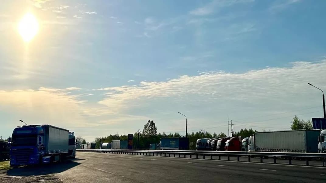 Польские перевозчики блокируют движение грузовиков на границе с Украиной