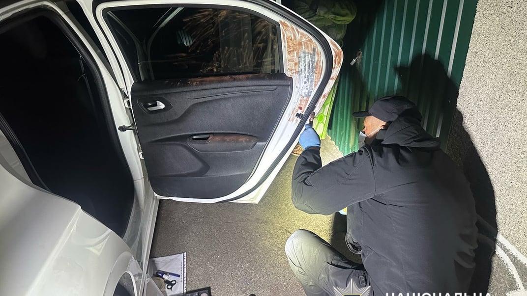 Автомобіль, на якому чоловік намагався викрасти 6-річну дівчинку