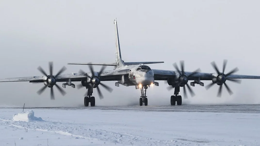 Ілюстративне фото. російський літак стратегічної авіації Ту-95МС, який атакує Україну