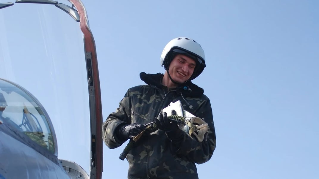 Льотчик Максим Устименко