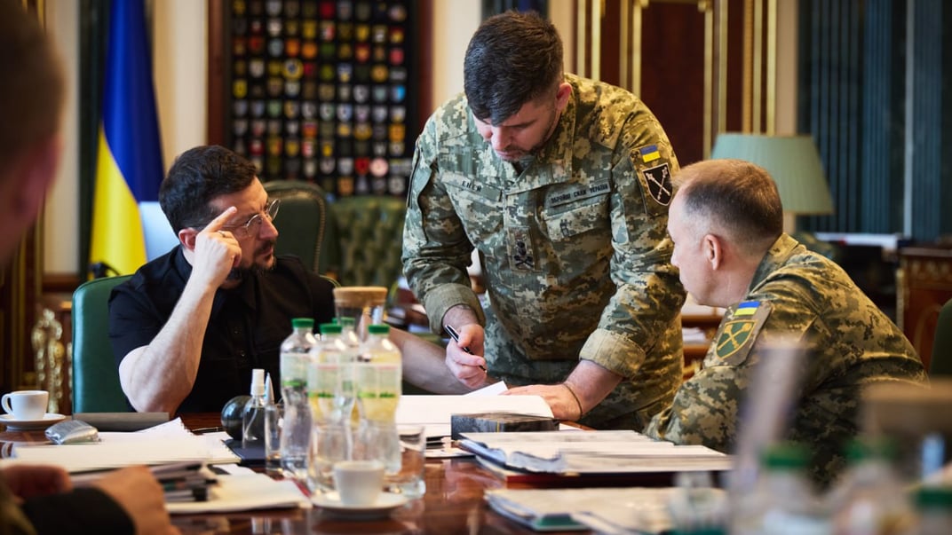 Президент Владимир Зеленский на совещании с военными, 30 июня 2025 года