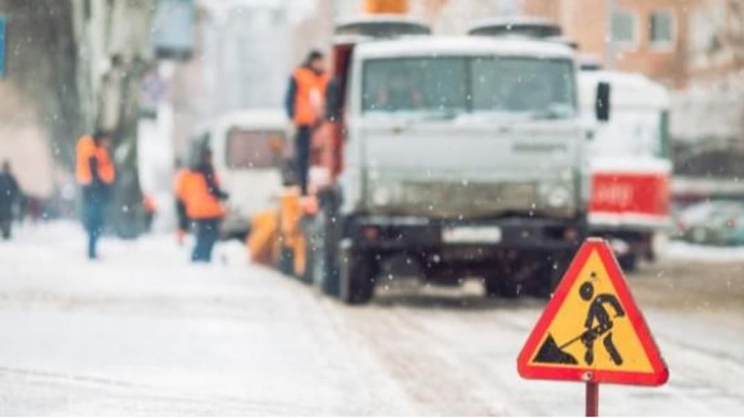 Робота машин спецтехніки