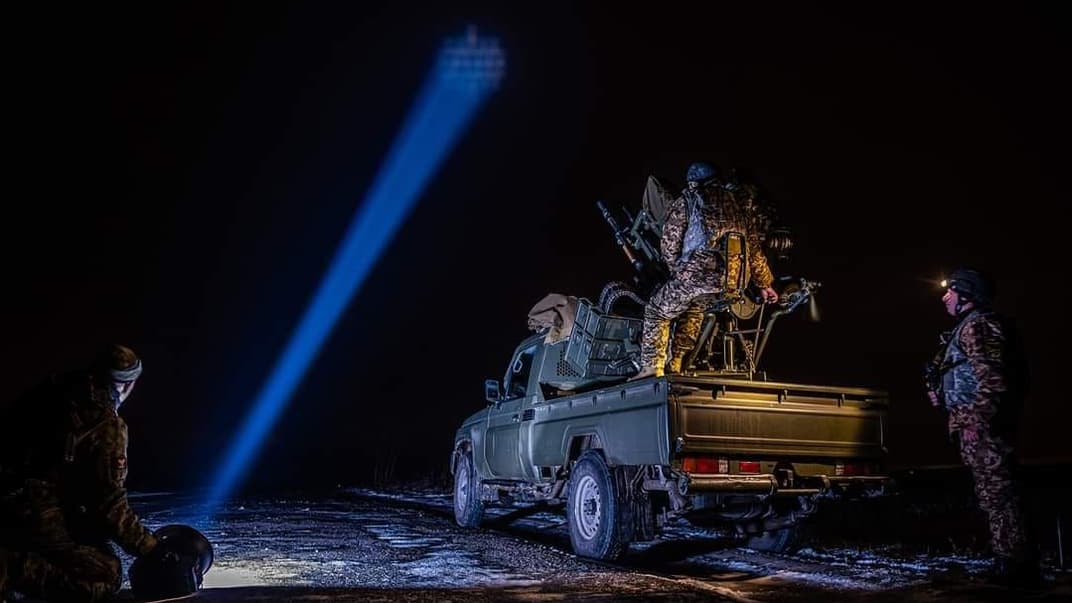 Украинские военные и техники. Иллюстративное фото