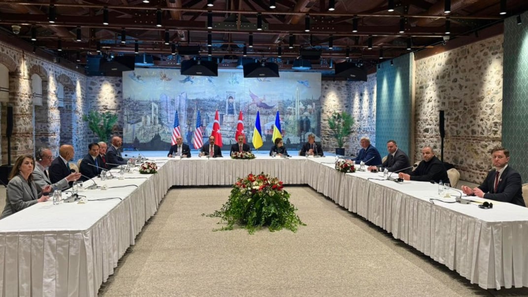Зустріч української делегації з представниками США і Туреччини перед переговорами з росіянами