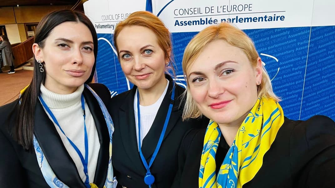 Мария Мезенцева, Елена Хоменко и Евгения Кравчук