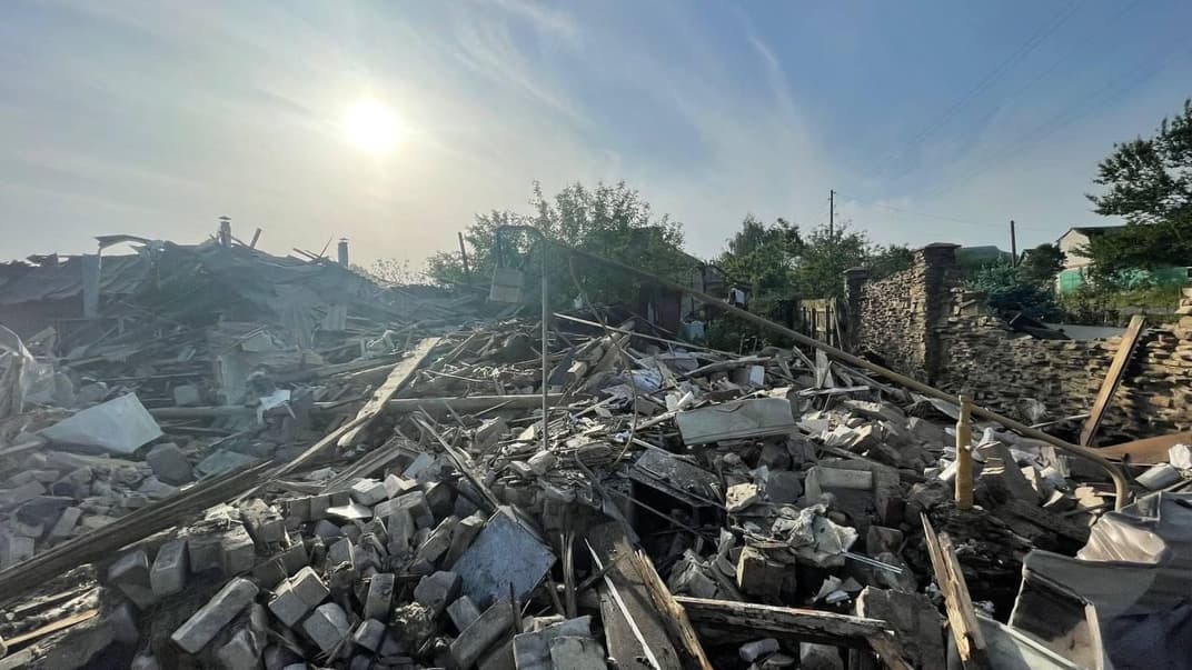 Наслідки російських обстрілів у Донецькій області