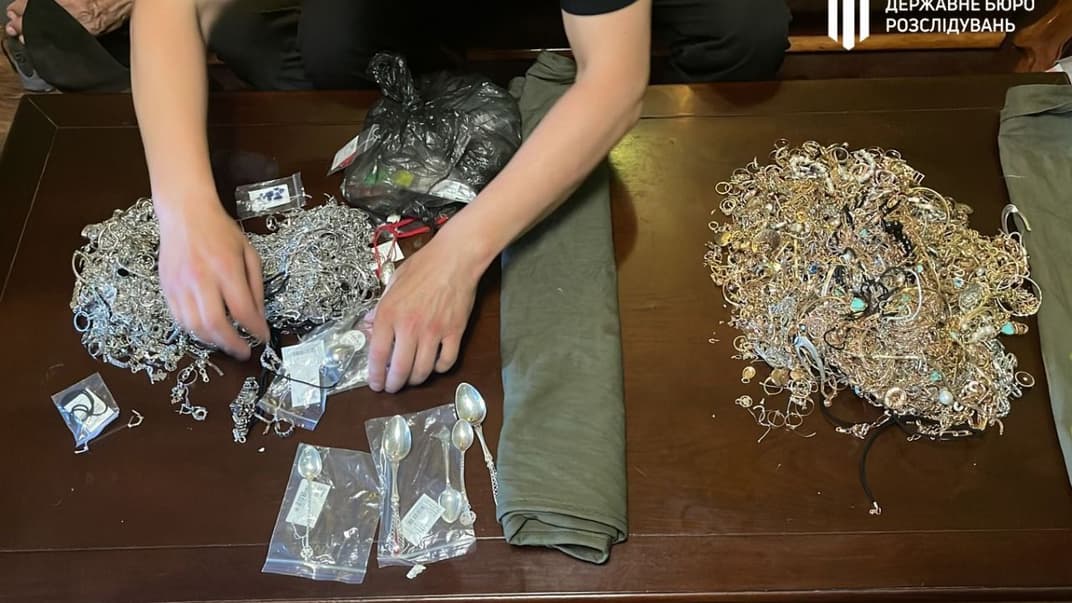 Экс-правоохранителей будут судить за кражу ценностей из хранилища Госспецсвязи