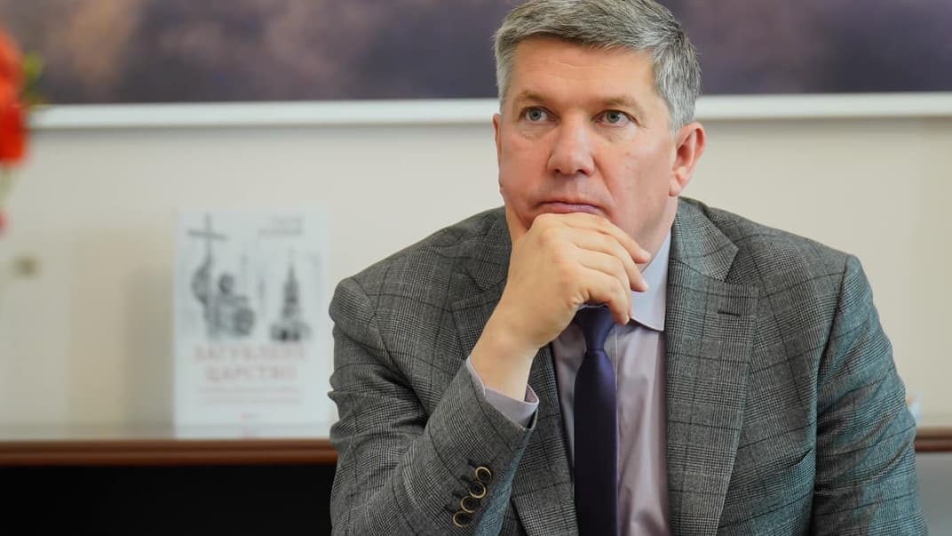 И.о. министра культуры и информационной политики Ростислав Карандеев