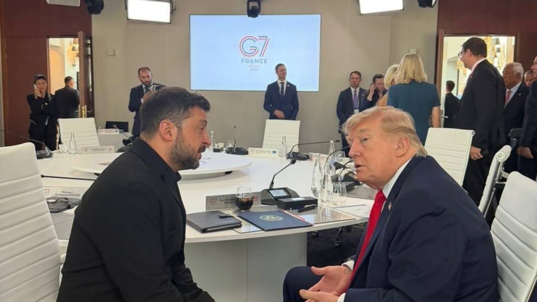 Президент України Володимир Зеленський та президент США Дональд Трамп під час зустрічі на полях саміту G7, Франція, 16 червня 2026 року
