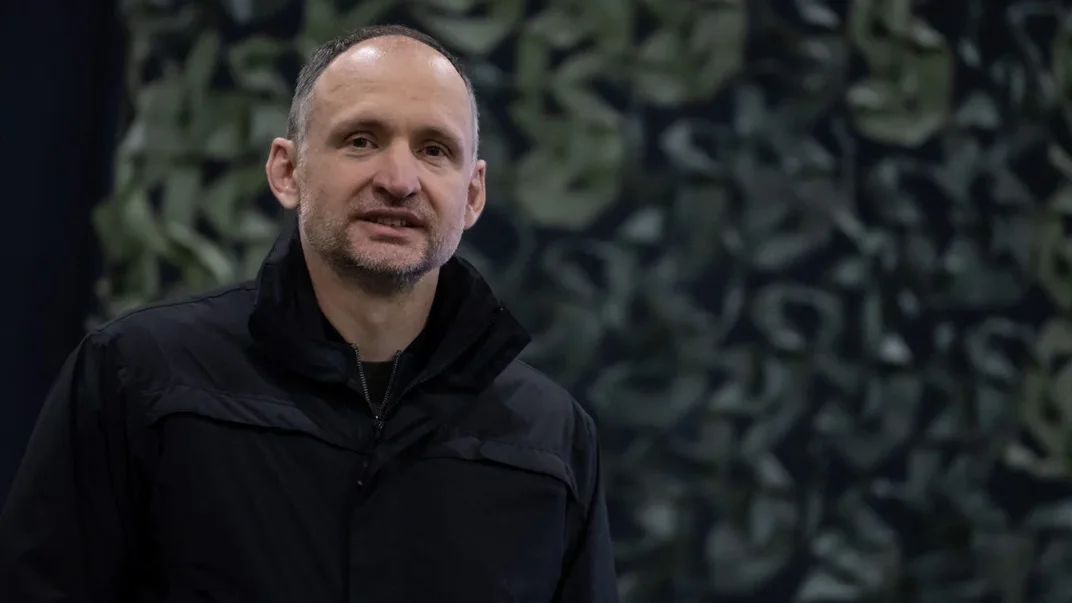 Заступник голови Офісу президента Олег Татаров під час випуску курсантів закладів вищої освіти системи МВС у Києві, 12 квітня 2023 року